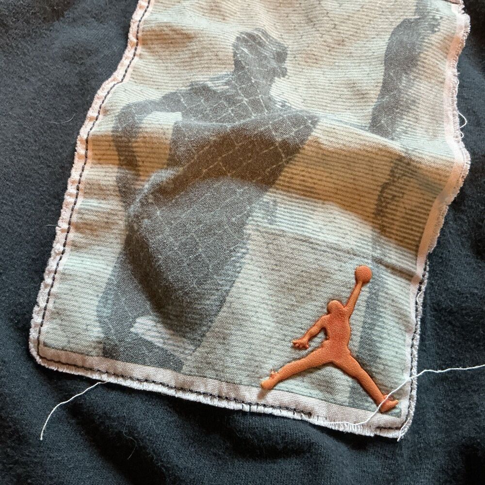Jordan Brand Orange Jumpman Logo Nike 2XL Men’s Black T Shirt Raw Hem Patch Y2K